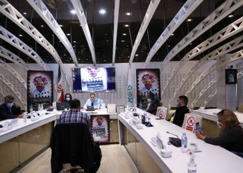 تقدیر از دو عضو خانواده سینما و سلامت در اختتامیه «سلفی ۲۰»/برگزیدگان معرفی شدند